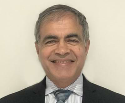 HANS BHATIA: Profile Picture